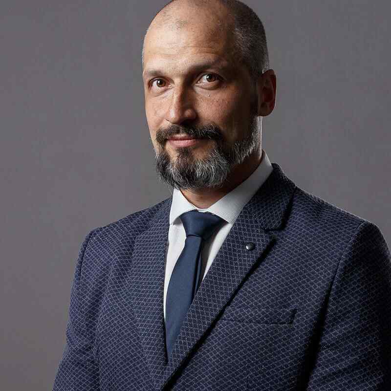 /wp-content/uploads/2019/10/inner_team_01-1.jpg